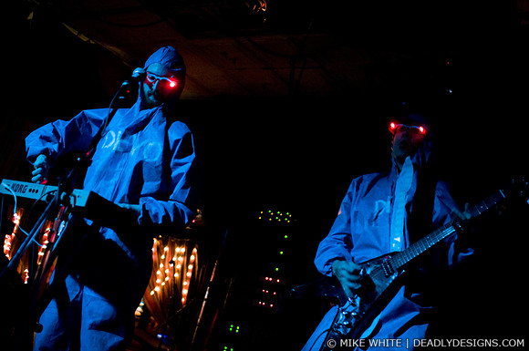 Memory Gospel Dancers (as DEVO)