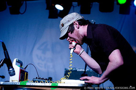 Fuck Buttons