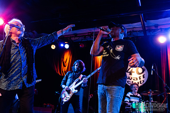 Darius Rucker, Rich Robinson, and Mike Mills