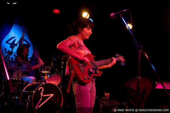 The Coathangers