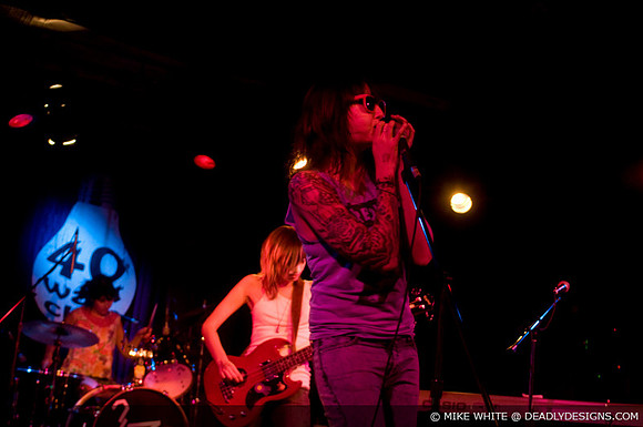 The Coathangers