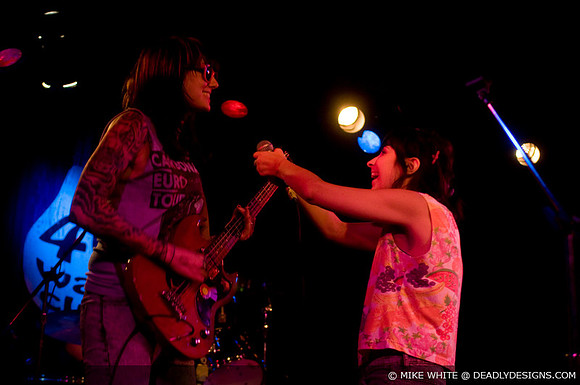 The Coathangers