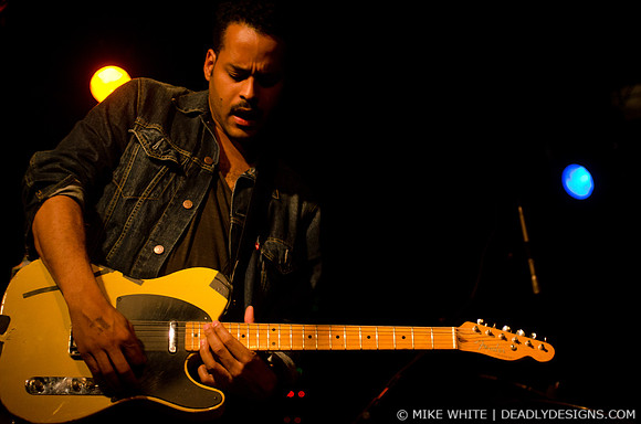Twin Shadow