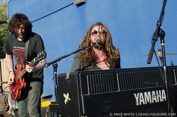 J. Roddy Walston & the Business