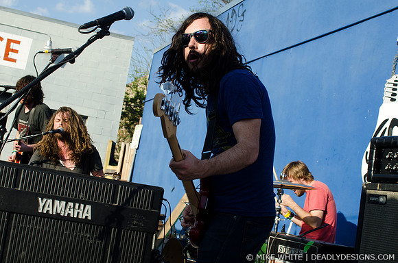 J. Roddy Walston & the Business