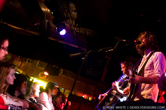 Minus the Bear