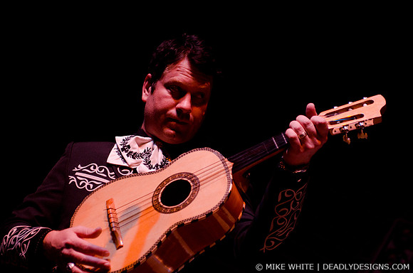 Mariachi El Bronx