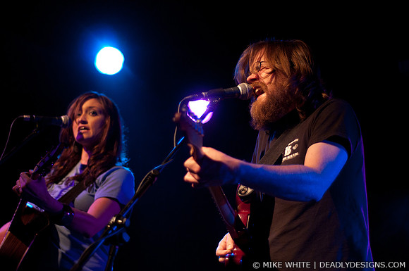 Josh Roberts & the Hinges