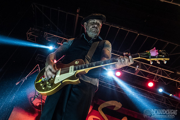 Social Distortion