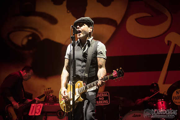 Social Distortion