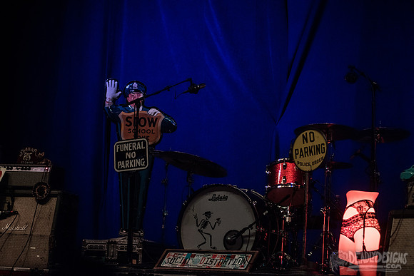 Social Distortion