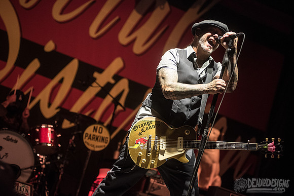 Social Distortion