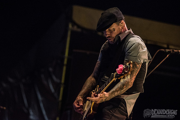 Social Distortion