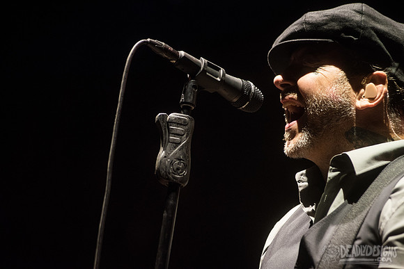 Social Distortion