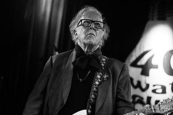Kevn Kinney, Mitch Easter, Mike Mills, Peter Buck, Lenny Kaye, and Scott McCaughey