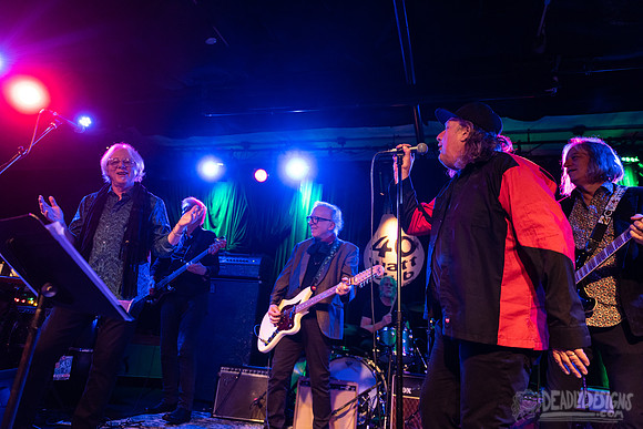 Kevn Kinney, Mitch Easter, Mike Mills, Peter Buck, Lenny Kaye, and Scott McCaughey