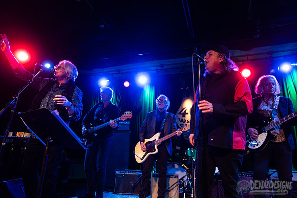 Kevn Kinney, Mitch Easter, Mike Mills, Peter Buck, Lenny Kaye, and Scott McCaughey