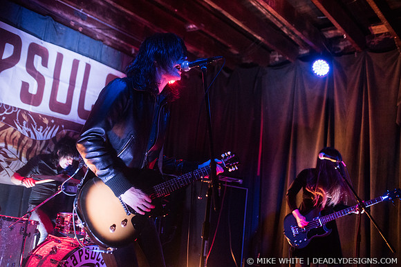 Capsula