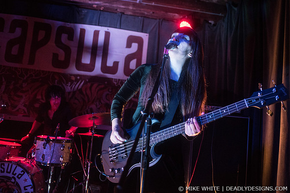 Capsula