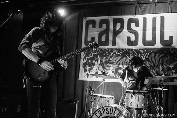 Capsula