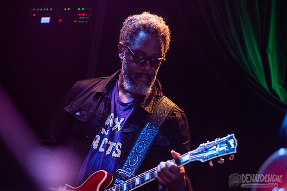 Quinn Robinson and Rich Robinson
