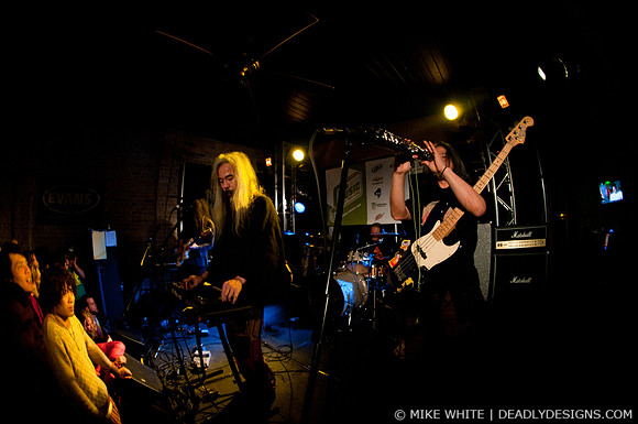 Acid Mothers Temple & the Melting Paraiso U.F.O.