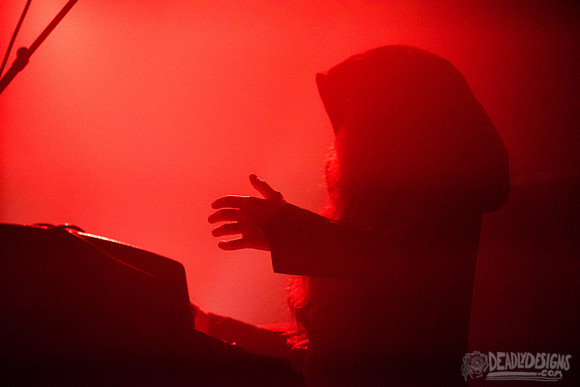 Sunn O)))