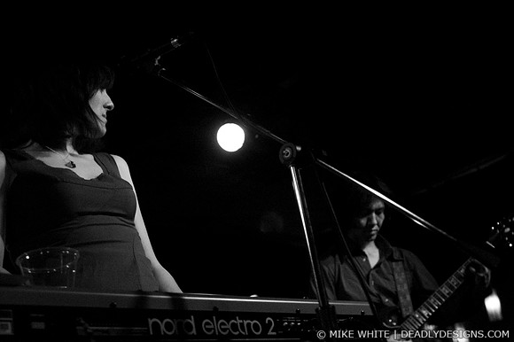 Damon & Naomi