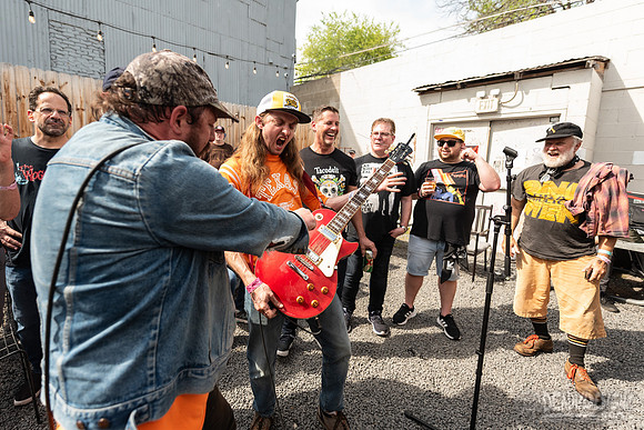Lee Bains III + The Glory Fires