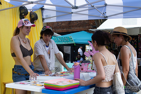 Artist Market (by Nicole Allario)