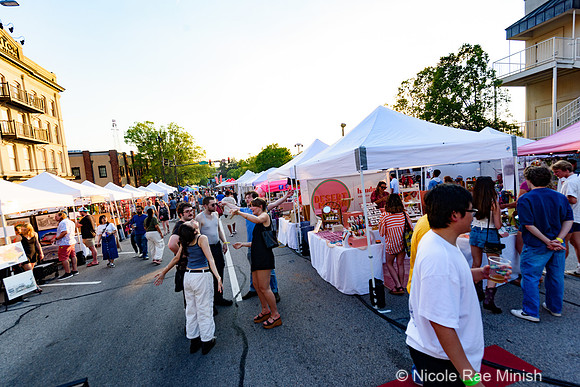 Artist Marketplace (Nicole Rae Minish)