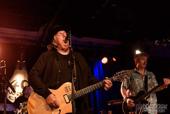 Kevn Kinney (with Peter Buck)