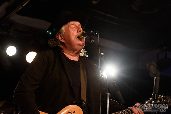 Kevn Kinney (with Peter Buck)