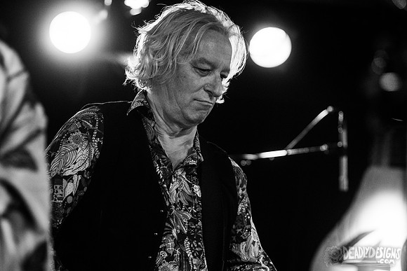 Kevn Kinney (with Peter Buck)