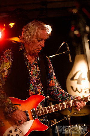 Kevn Kinney (with Peter Buck)