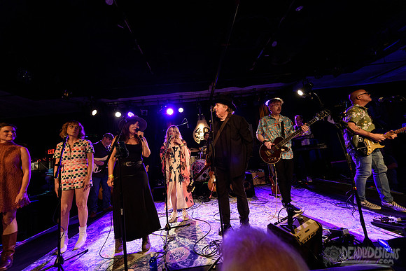 Kevn Kinney (with Peter Buck)