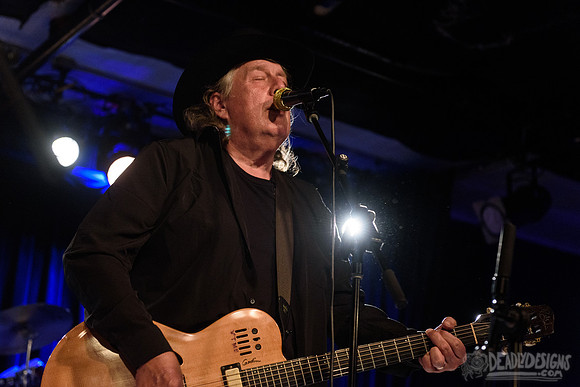 Kevn Kinney (with Peter Buck)