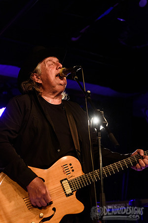 Kevn Kinney (with Peter Buck)
