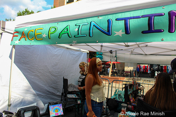 Artist Marketplace (Nicole Rae Minish)