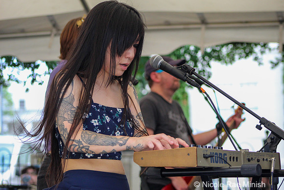 Full On Monet (Nicole Rae Minish)