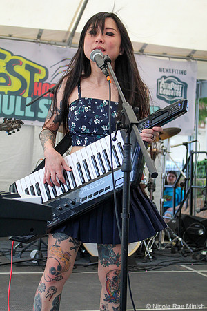 Full On Monet (Nicole Rae Minish)