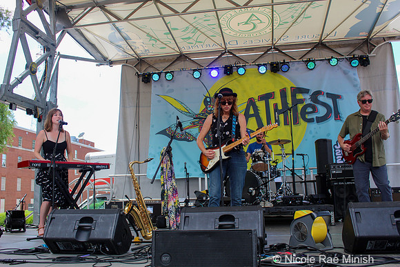 Check The Signs (Nicole Rae Minish)