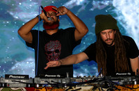 Ishues and Selector JiiG (CJ Bartunek)