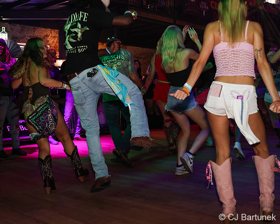Line Dancing with Grace Mercer (CJ Bartunek)