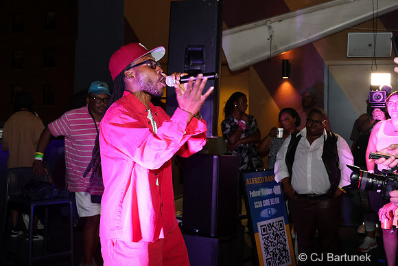 Alfred Banks (CJ Bartunek)