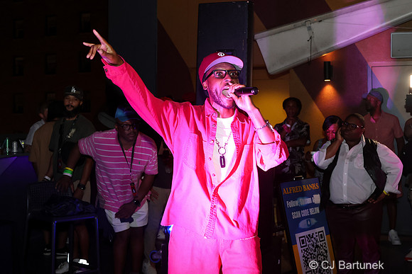 Alfred Banks (CJ Bartunek)