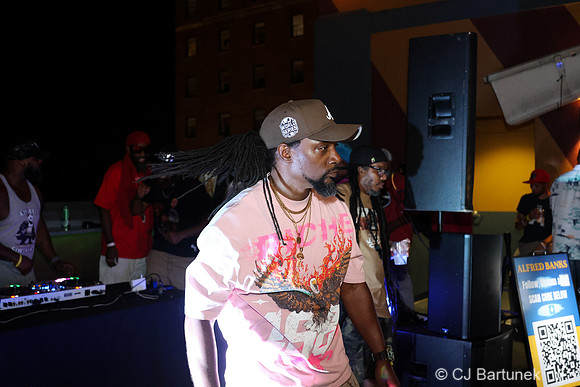 Farin (CJ Bartunek)