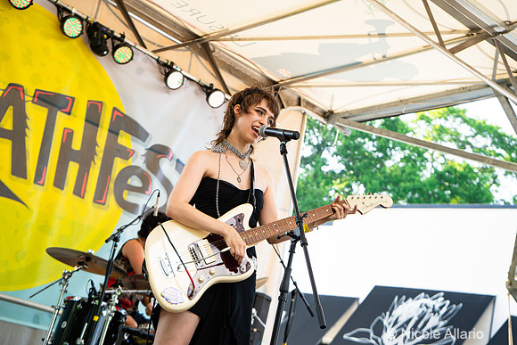 Viv and The Things (Nicole Allario)