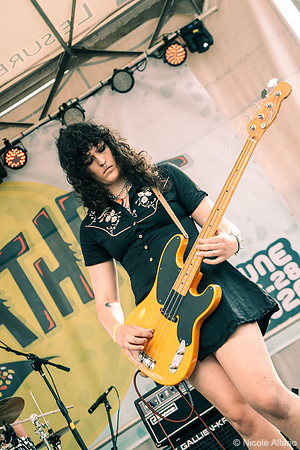 Viv and The Things (Nicole Allario)