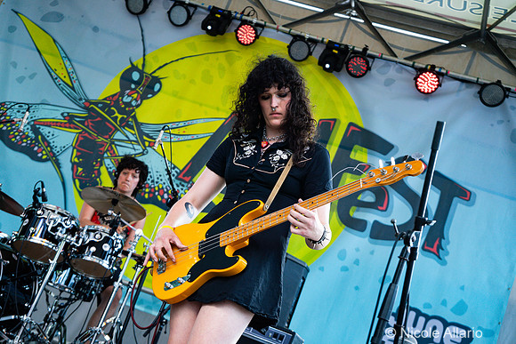 Viv and The Things (Nicole Allario)
